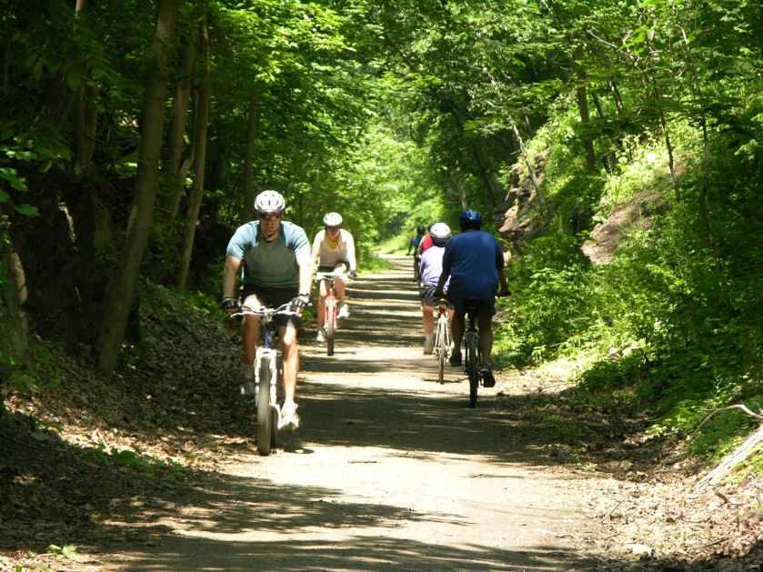 1910 Perktrail Bikers.Rev.1412437006